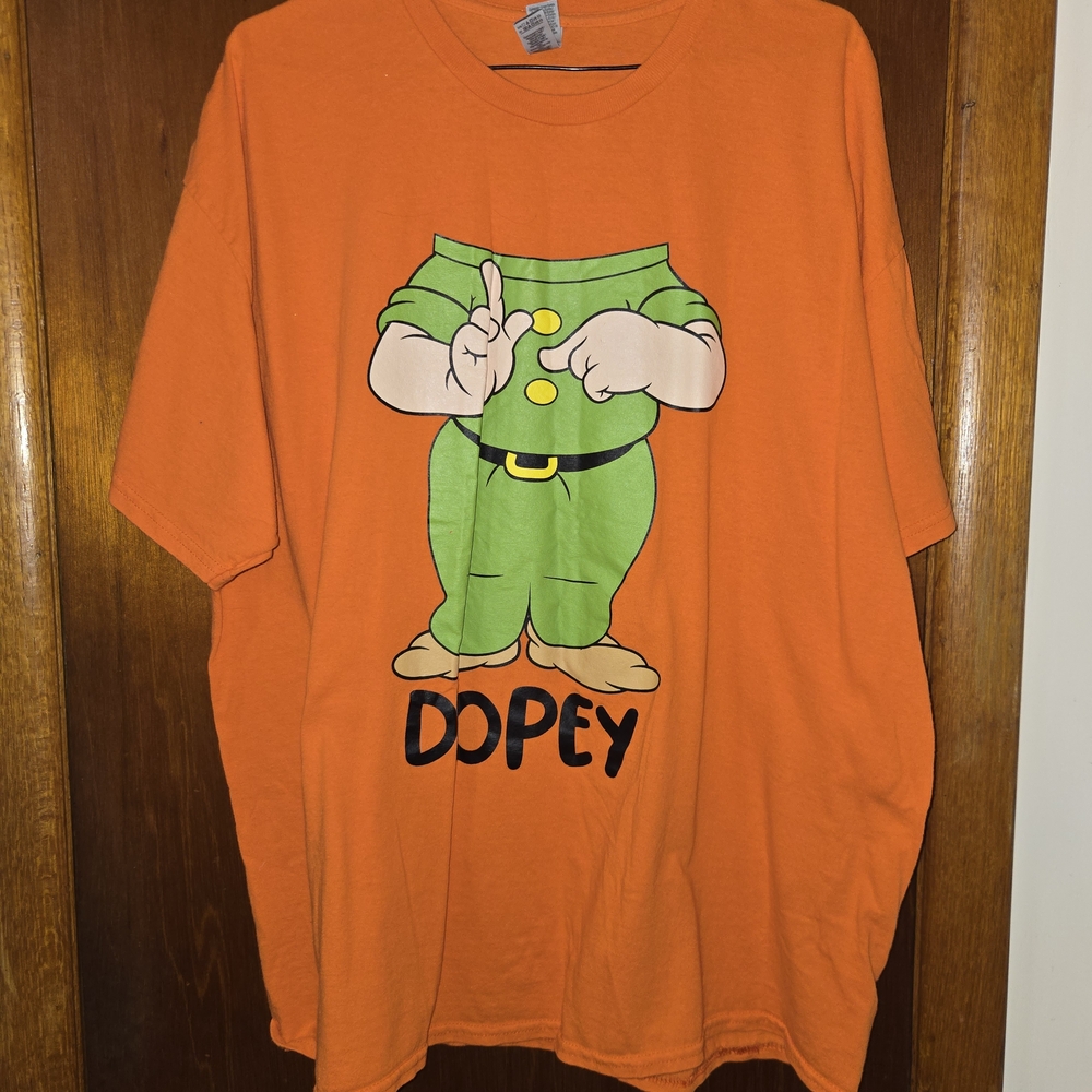 Dopey Graphie T-Shirt